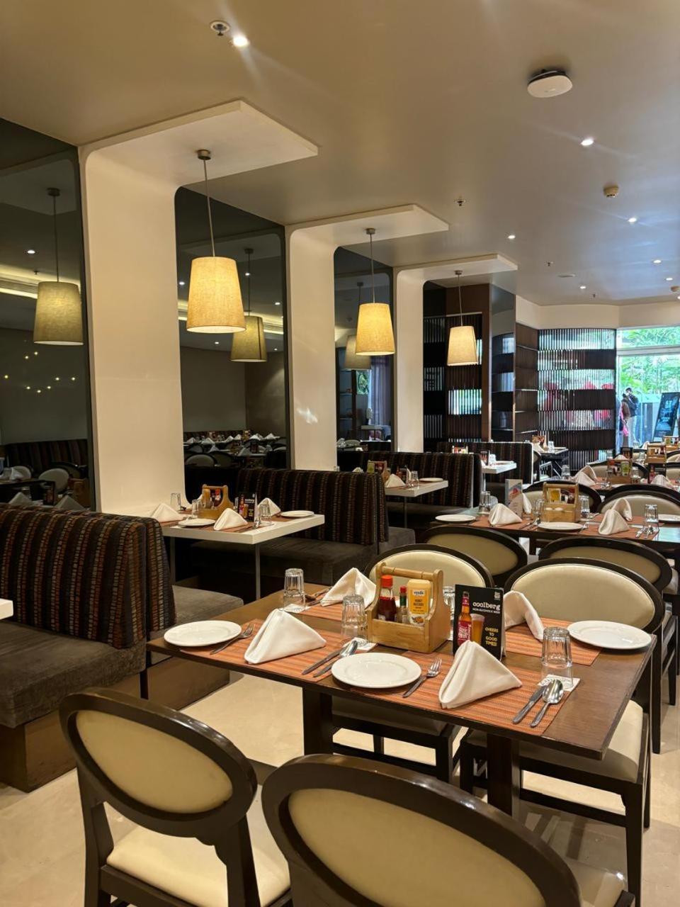 The Fern - Goregaon Mumbai Eksteriør bilde